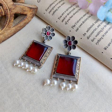 Monalisa Stone Square Dangler – The Fiona Store