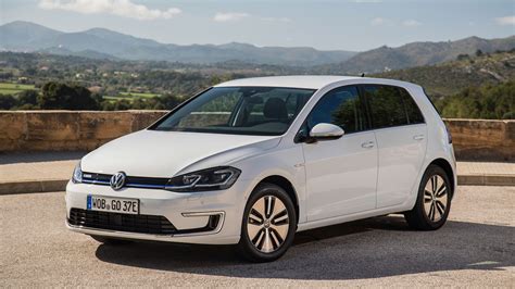 VW e-Golf review: faster, greener EV hatch driven Reviews 2026 | Top Gear