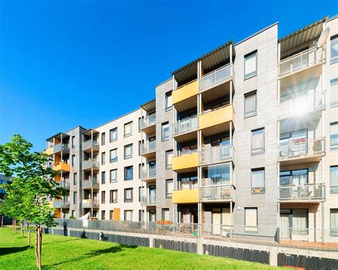 REITS In India - What Are REITS, Types, Benefits, Risks & More