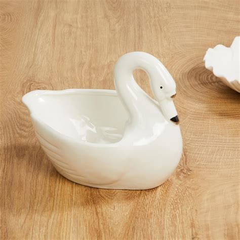 Buy Vitara Swan Potpourri Bowl from Home Centre at just INR 999.0