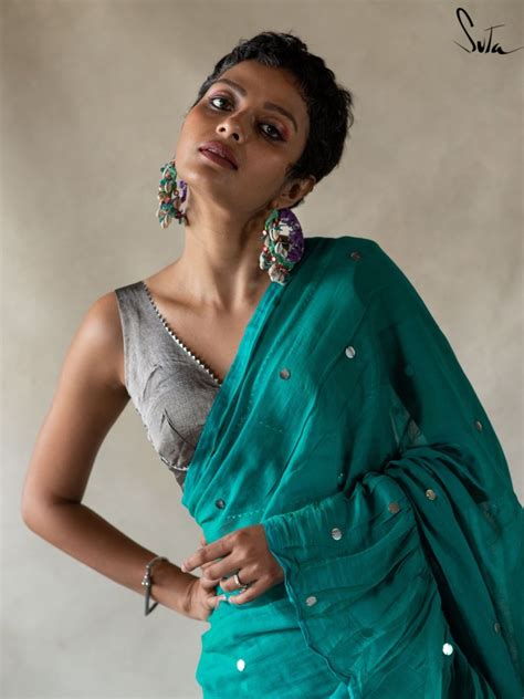 Silver Cotton V Neck Sleeveless Blouse|Moonlit Peaks|Suta – suta