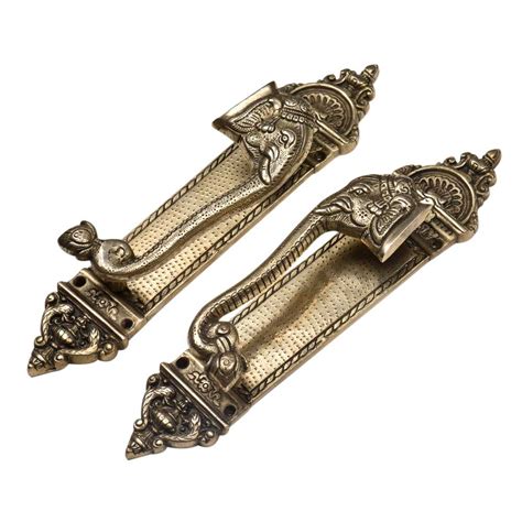 Majestic Brass Door Handle With Elephant Head And Engraved Design