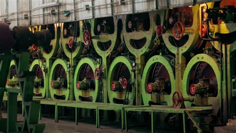 Old Paper Machine 的图像结果