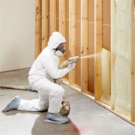 Spray Foam Insulation: What It Is and Foam Insulation Benefits