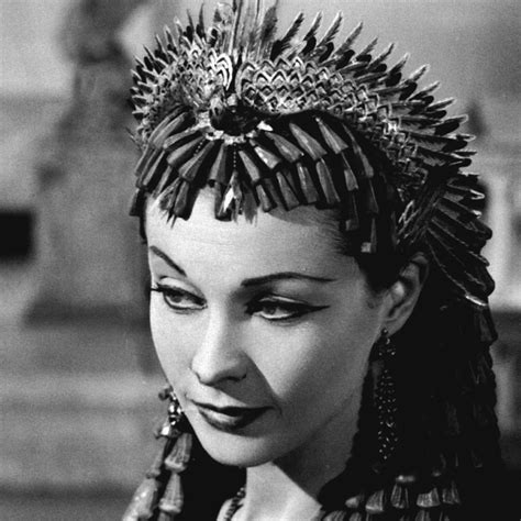 Vivien Leigh Unparalleled | "Her eyes were shaded by narrow eyelids ...