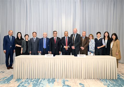 Lufthansa Cargo intensifies strategically important partnerships in China