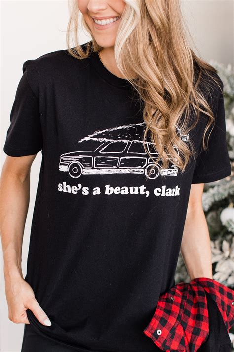 "She's A Beaut, Clark" Graphic Tee- Black – The Pulse Boutique