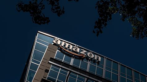 Amazon achieved its 'fastest Prime speeds ever' last quarter, plans to double same-day delivery ...