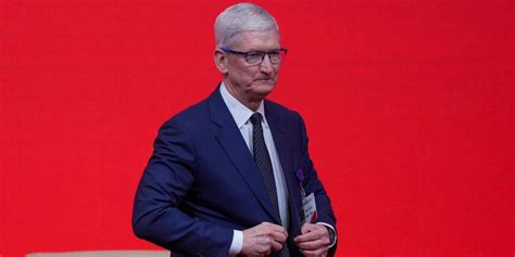 Image result for Tim Cook Recent