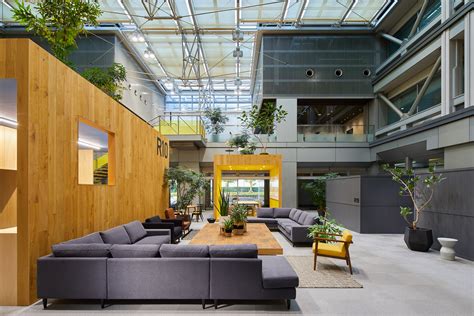 RAKSUL Head Office｜空間｜コクヨ