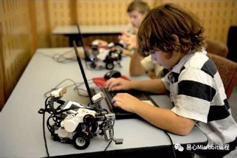 教育+人工智能_儿童机器人 - 儿童机器人 - 芸众科技