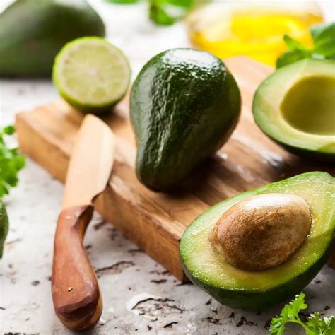 Avocado Calories and Nutrition: An In-Depth Nutritional Guide | Bake It ...