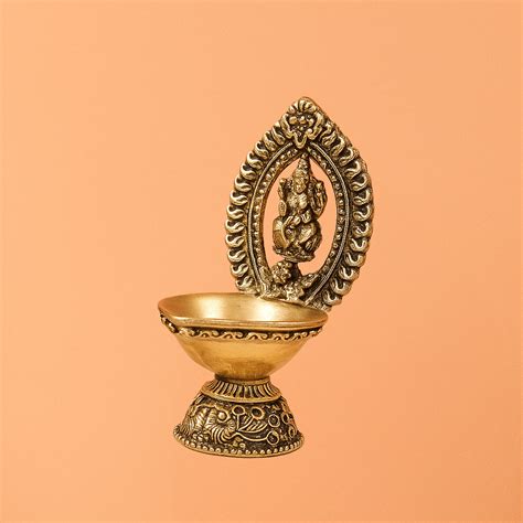 Brass Unique Lakshmi Diya (Pital Anokha Laxmi Deepak) – Pujalane