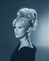 ☀ Biografia di oggi: Brigitte Bardot