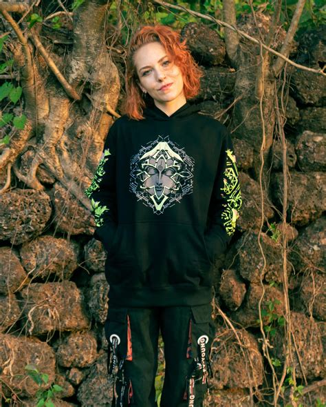 Sacral Nirvana (Unisex Hoodie) – vanaghotra