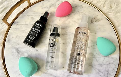 Importance Of Setting Spray In Makeup Products | Saubhaya Makeup