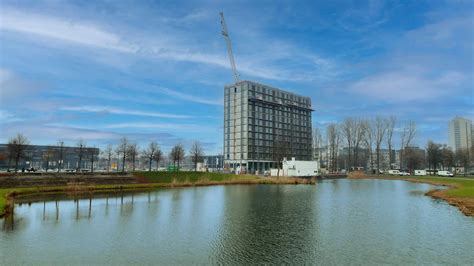 ibis Styles hotel Rotterdam Ahoy viert hoogste punt