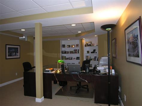 25 Basement Remodeling Ideas & Inspiration: Basement Office
