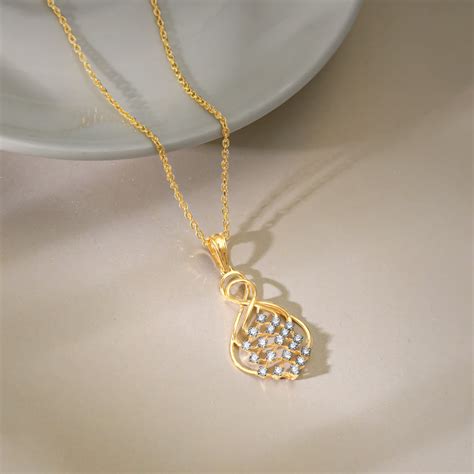 Buy Beautiful Gold & Diamond Pendant Designs for Women – GIVA Jewellery