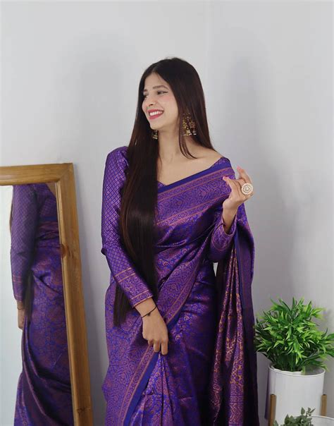Purple Banarasi Silk Saree With Copper Zari Weaving Work – Sareewave