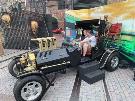 Universal Halloween Horror Nights 2019 HHN29 Rob Zombie Dragula Car ...