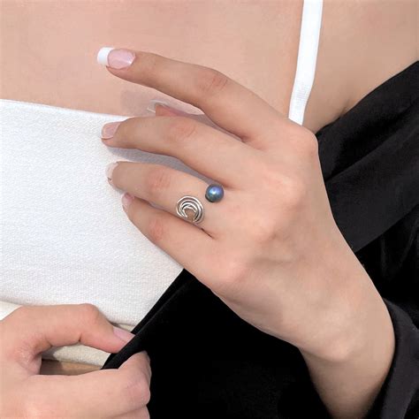 Mareeci / Electric Minimal Jewelry / Online Jewelry Store