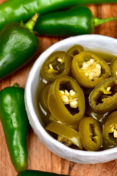 Homemade Pickled Jalapeños Recipe