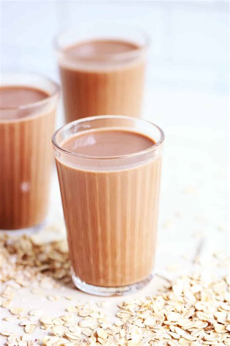Chocolate Oat Milk - The Toasted Pine Nut