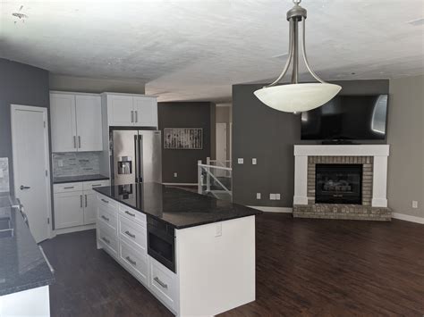 Kitchen Cabinet Spray Painting