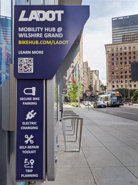 LADOT Integrated Mobility Hubs – Tranzito