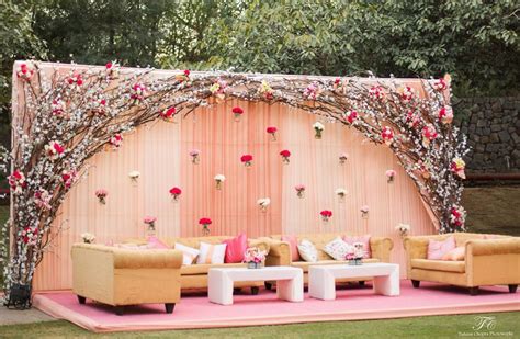 9 Gorgeous Paper Flower Decorations to Create a Beautiful ...