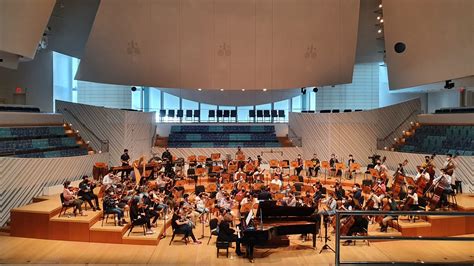 Orchestra Recording Session 的图像结果