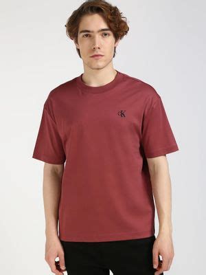 Buy Calvin Klein Maroon Embroidered Logo Relaxed Fit Cotton T-Shirt (S ...