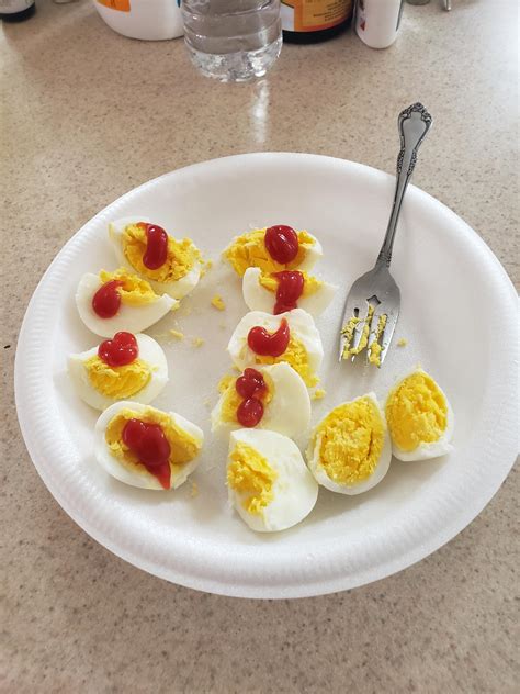 Eat Ketchup On Eggs at Jeramy Phillip blog