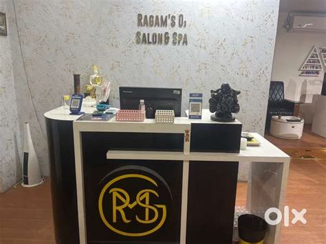 Receptionist - Receptionist & Front office - 1810640945