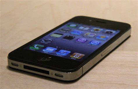 Used iPhone 4 vs 4s: Which should you buy? | iMore