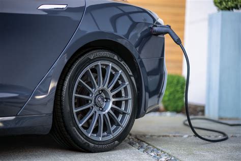 Bridgestone Turanza EV: Redefining tire performance for electric vehicles | Point S