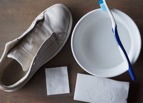 How to Clean White Leather Shoes + Cole Haan Grandpro Review ...