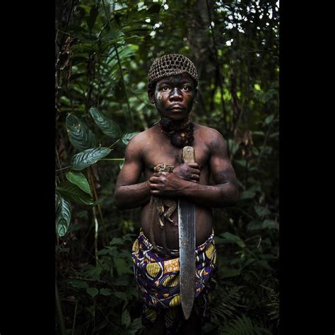 Mbuti Hunting Traditions: Techniques from Congo’s Rainforest