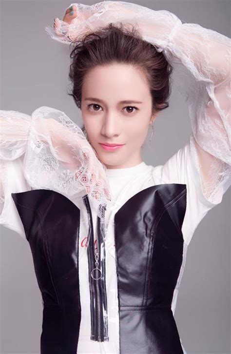 大文文上线《爱情的边疆》引关注 主演徐嘉雯是个敢闯的姑娘