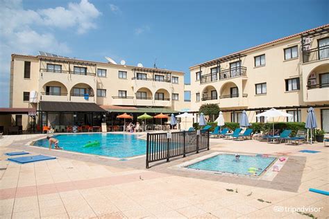 AMORE HOTEL APARTMENTS (Paralimni) - Hotel Reviews, Photos, Rate ...