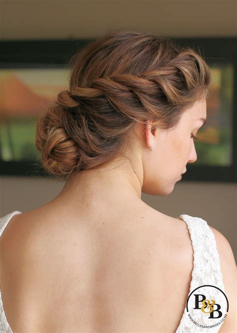 wedding hair with soft twist / modern braid bridal hair | Plaits ...