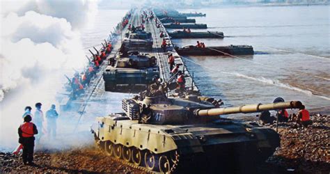 新时期中国应怎样加强国防建设-军事