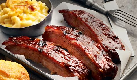 Famous Dave's Catering