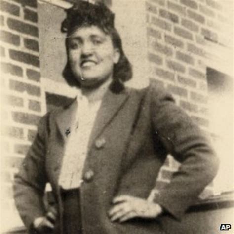 Henrietta Lacks: Family win recognition for immortal cells - BBC News