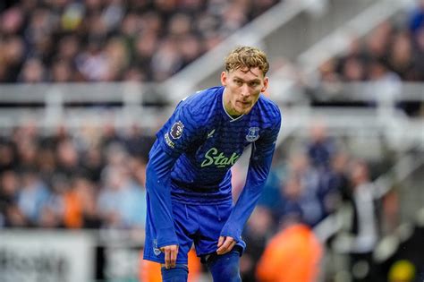 James Garner is Everton's marathon man as new data shows remarkable ...