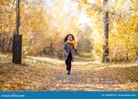 Running Girl 的图像结果