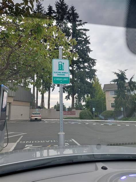 Safeway | Snohomish, WA | EV Station