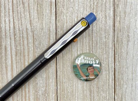 Tactile Turn Groove Side Click Pen Review — The Pen Addict