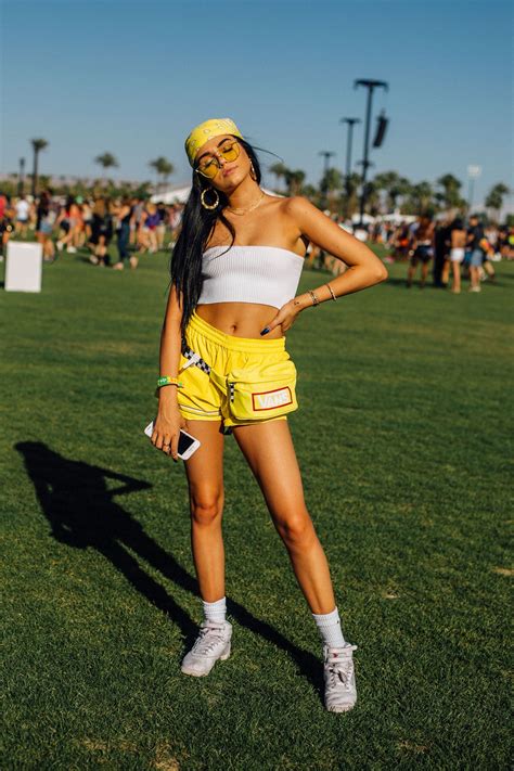 The Best Looks At Coachella This Year Are SO Different | Festival ...